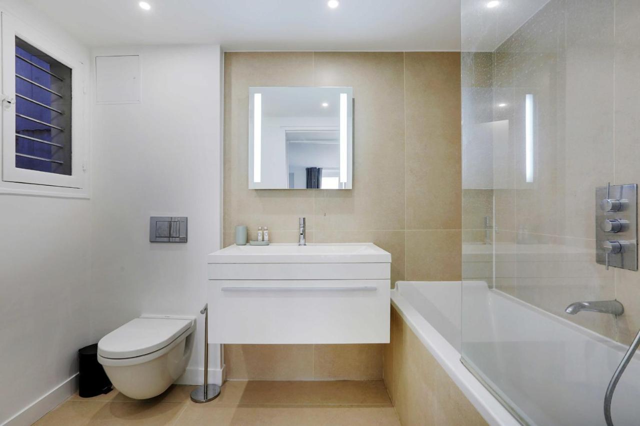 Elegant Apartment - 2Bd-6P - Avenue Montaigne Париж Экстерьер фото